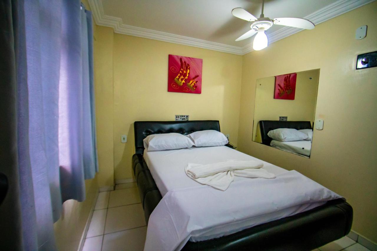 Hotel Piramide Rodoviaria Salvador Bagian luar foto
