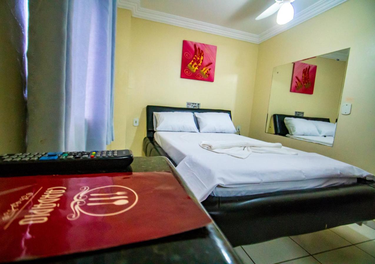 Hotel Piramide Rodoviaria Salvador Bagian luar foto